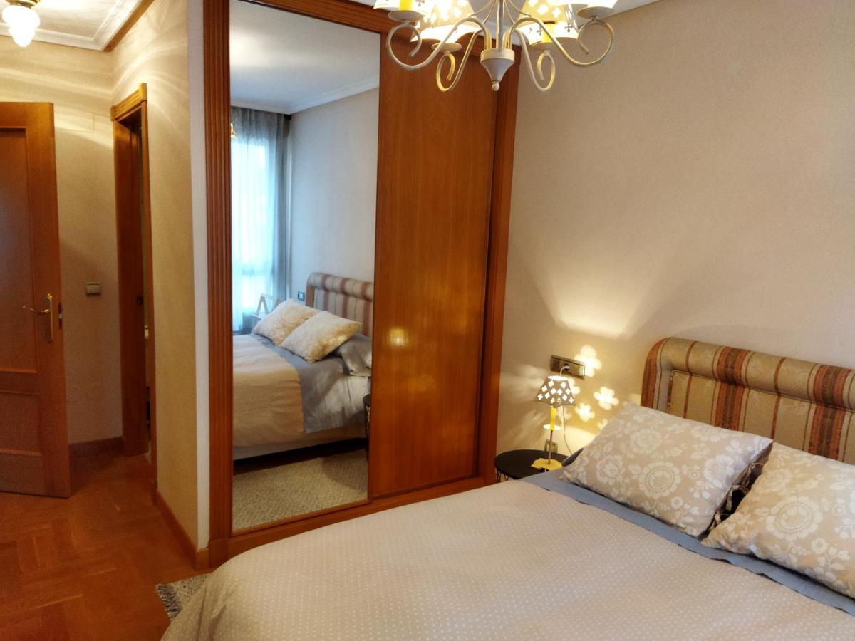 Centrico Apartamento Oviedo Parking Y Wifi Gratuitos Admite Mascotas Luaran gambar