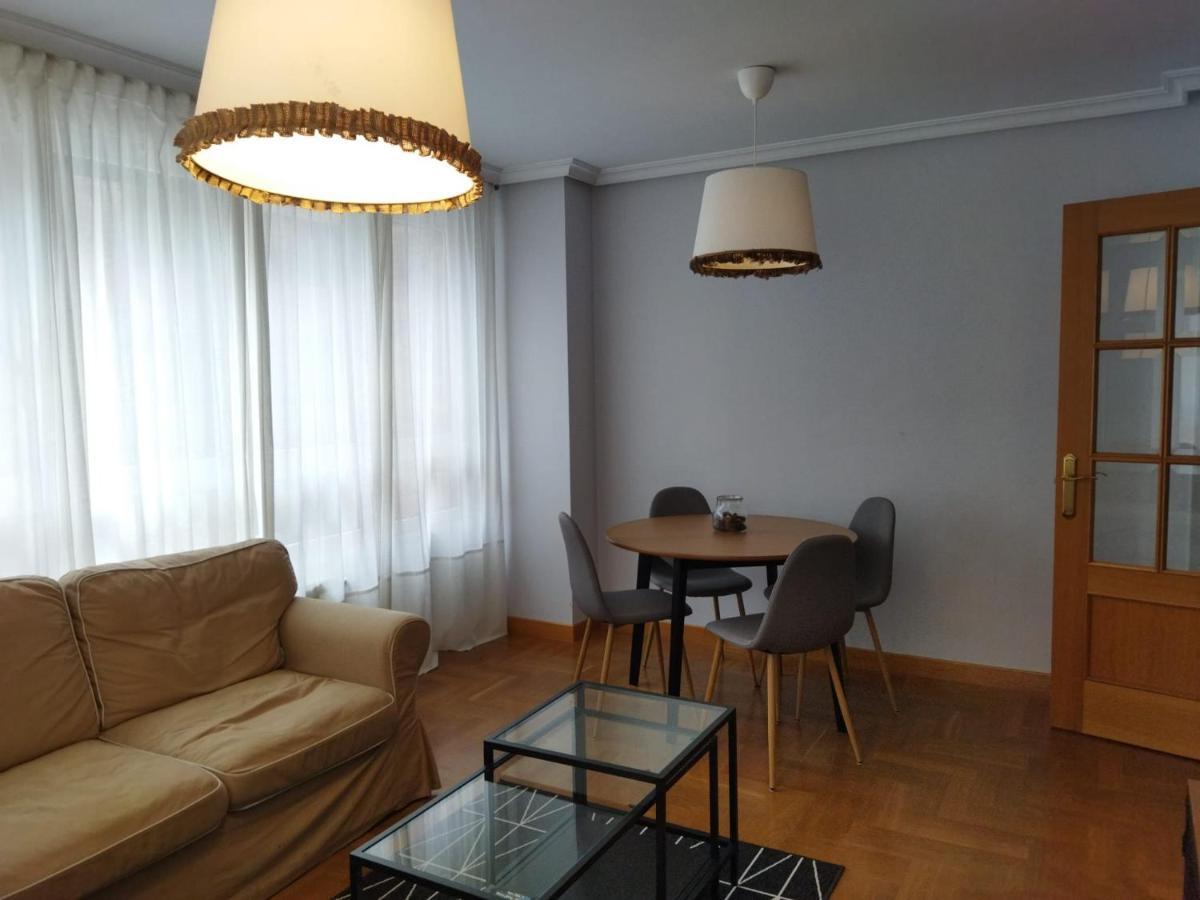 Centrico Apartamento Oviedo Parking Y Wifi Gratuitos Admite Mascotas Luaran gambar